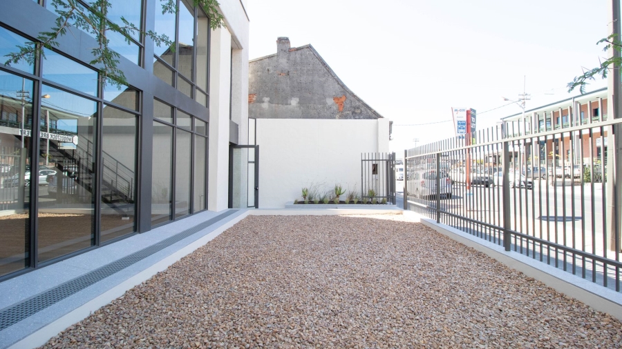 To Let Commercial Property for Rent in Woodstock Western Cape
